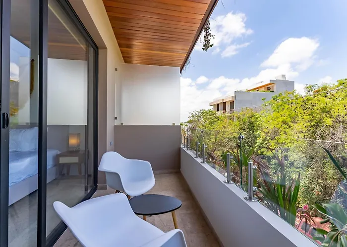 Menesse Tulum