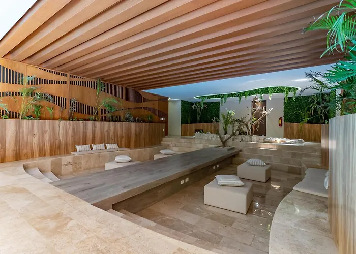 Menesse Aparthotel Tulum