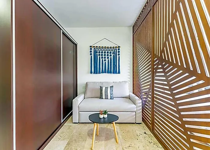 Menesse Aparthotel